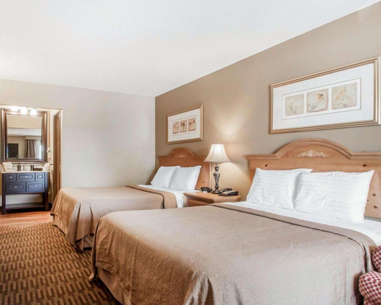 Quality Inn Us65 & E Battlefield Rd سبرينغفيلد المظهر الخارجي الصورة