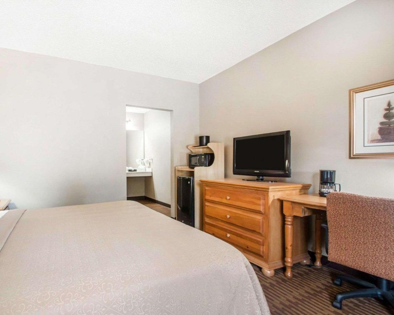 Quality Inn Us65 & E Battlefield Rd سبرينغفيلد المظهر الخارجي الصورة